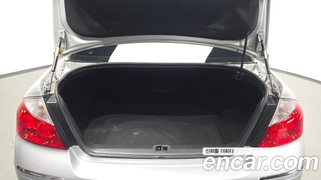 Infiniti M 2009 — photo 20