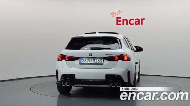 BMW 1-Series 2026 — photo 4