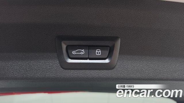 BMW 1-Series 2026 — photo 22