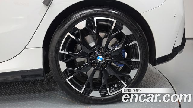 BMW 1-Series 2026 — photo 7