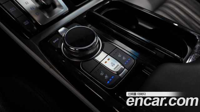 Genesis EQ900 2016 — photo 18