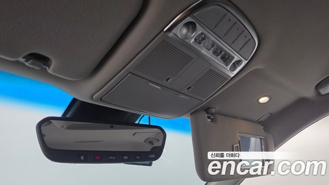 Genesis EQ900 2016 — photo 19