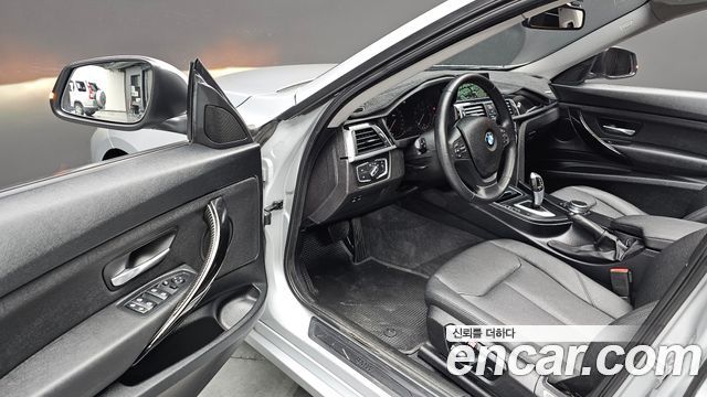 BMW Gran Turismo 2018 — photo 17