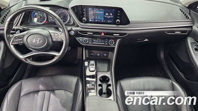 Hyundai Sonata 2022 — photo 10