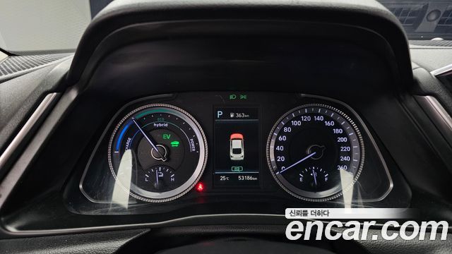 Hyundai Sonata 2022 — photo 11