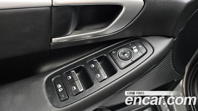 Hyundai Sonata 2022 — photo 28