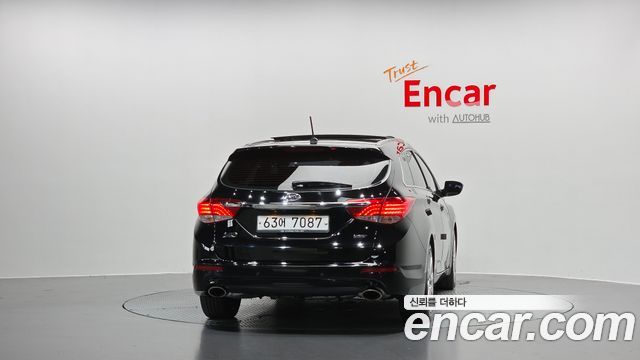 Hyundai i40 2012 — photo 4
