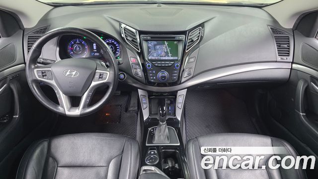 Hyundai i40 2012 — photo 10