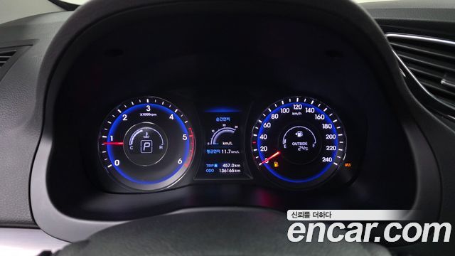 Hyundai i40 2012 — photo 11