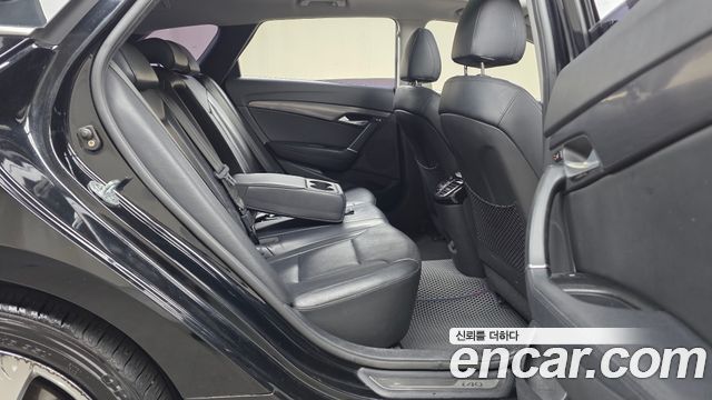Hyundai i40 2012 — photo 17