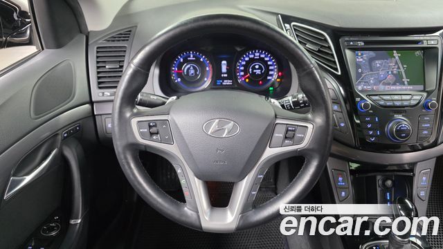 Hyundai i40 2012 — photo 20