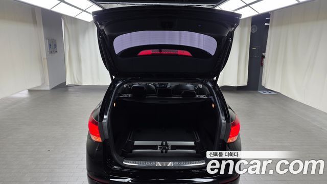 Hyundai i40 2012 — photo 24