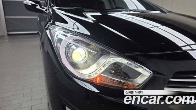 Hyundai i40 2012 — photo 8