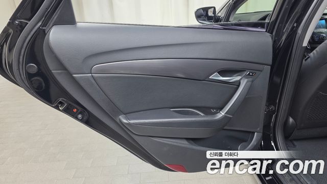 Hyundai i40 2012 — photo 15