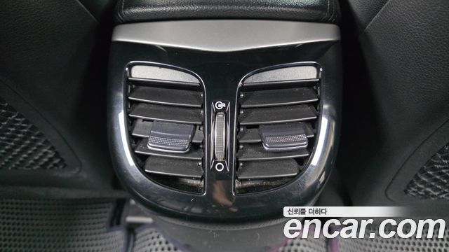 Hyundai i40 2012 — photo 32