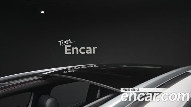 Mercedes-Benz GLB-Class 2021 — photo 25