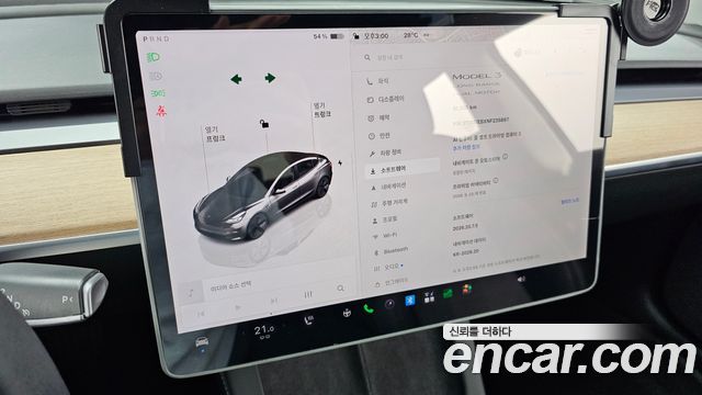 Tesla Model 3 2022 — photo 11
