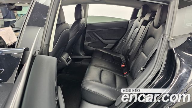 Tesla Model 3 2022 — photo 18