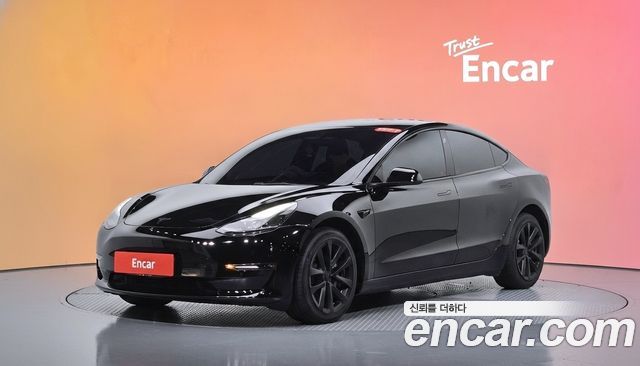 Tesla Model 3 2022 — photo 1