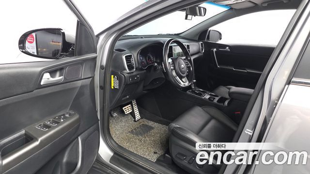 Kia Sportage 2019 — photo 13