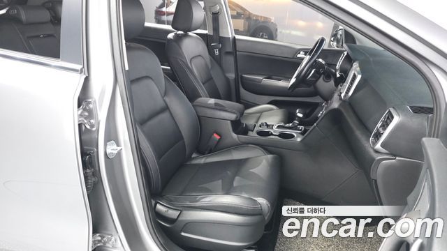 Kia Sportage 2019 — photo 16