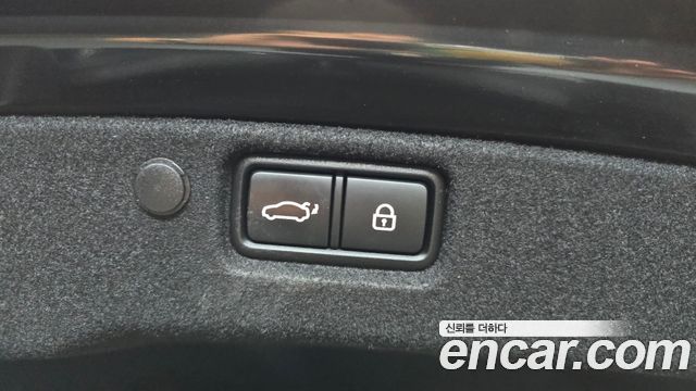 Kia K7 2020 — photo 17