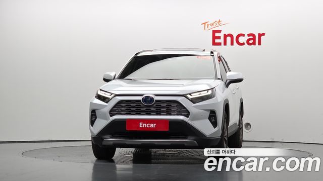 Toyota RAV4 2024 — photo 3