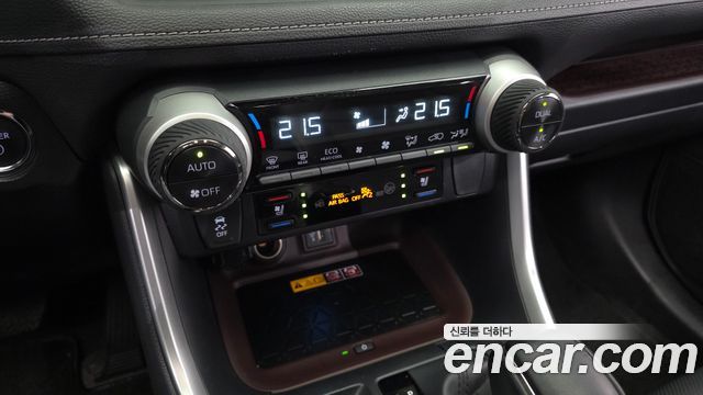 Toyota RAV4 2024 — photo 25