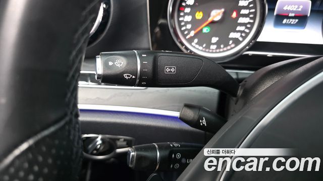 Mercedes-Benz E-Class 2017 — photo 18