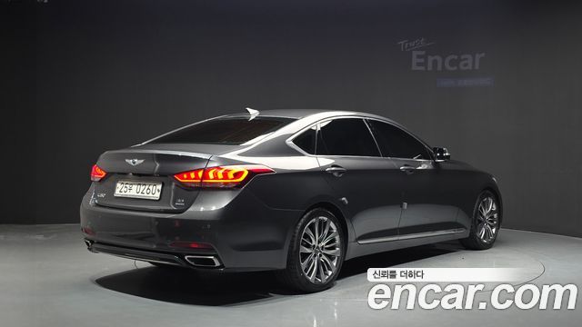 Genesis G80 2017 — photo 2