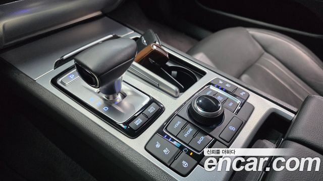 Genesis G80 2017 — photo 12