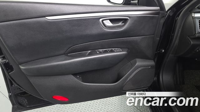 Renault Korea SM6 2019 — photo 14