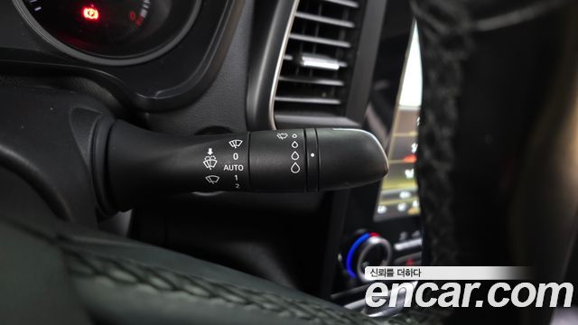 Renault Korea SM6 2019 — photo 28