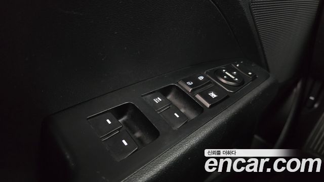 Hyundai AVANTE 2018 — photo 18