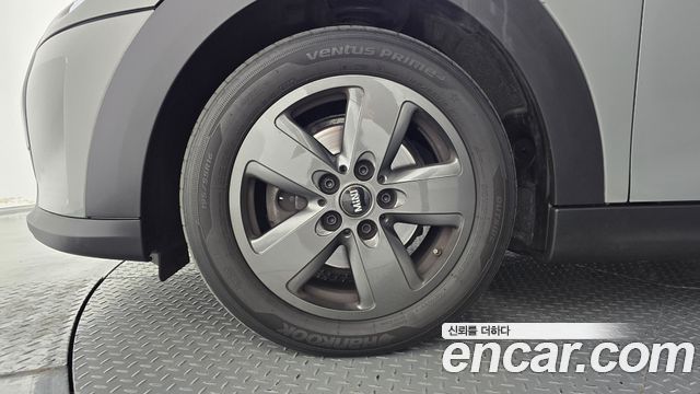 Mini Cooper 2023 — photo 5