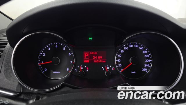 Kia K7 2012 — photo 8