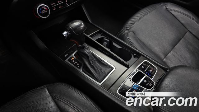 Kia K7 2012 — photo 9