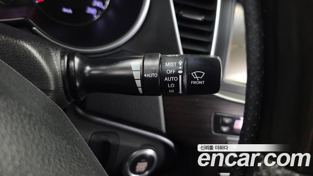Kia K7 2012 — photo 17