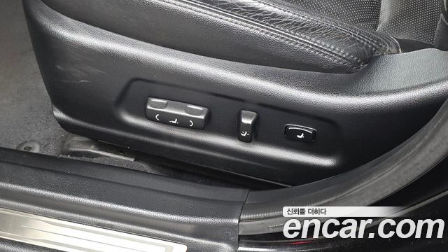 Kia K7 2012 — photo 19