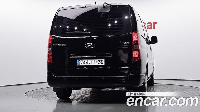 Hyundai Starex 2019 — photo 4