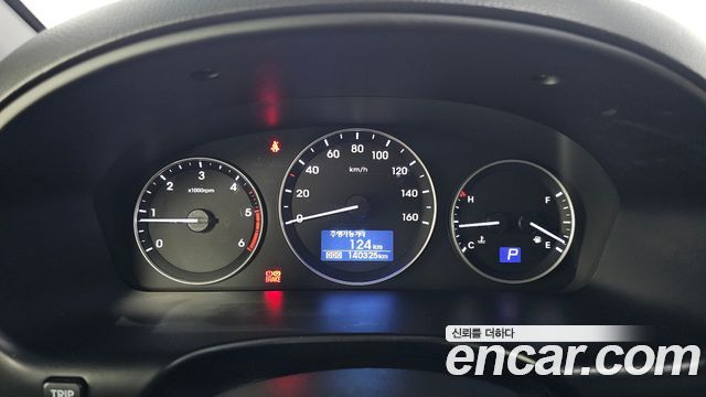 Hyundai Starex 2019 — photo 11
