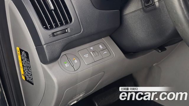 Hyundai Starex 2019 — photo 24
