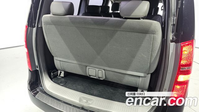 Hyundai Starex 2019 — photo 26