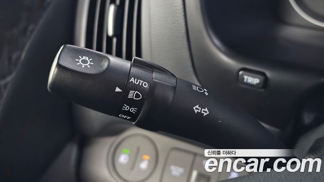 Hyundai Starex 2019 — photo 29