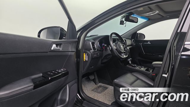 Kia Sportage 2018 — photo 13