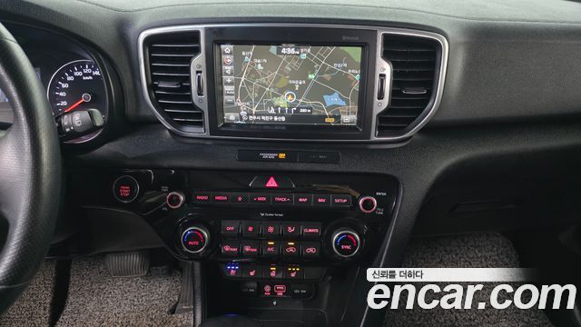 Kia Sportage 2018 — photo 20