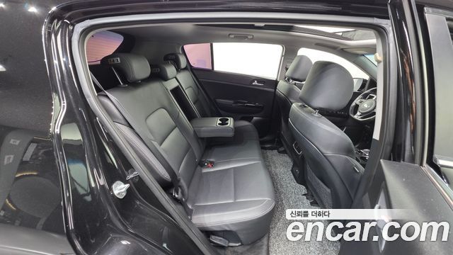 Kia Sportage 2018 — photo 24