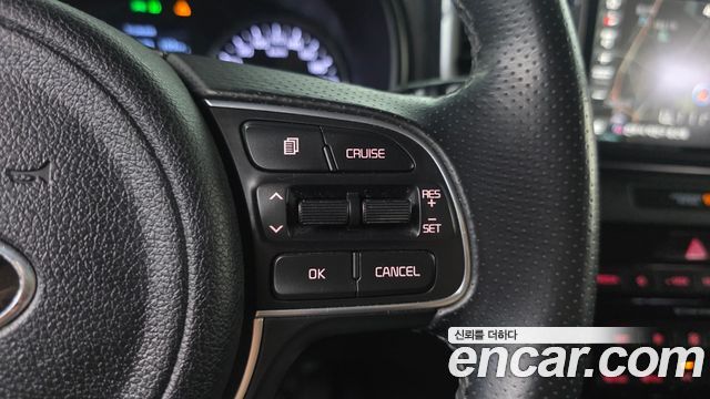 Kia Sportage 2018 — photo 30