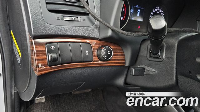 Kia Mohave 2017 — photo 25