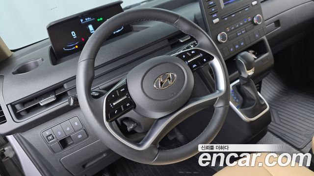 Hyundai Staria 2024 — photo 22